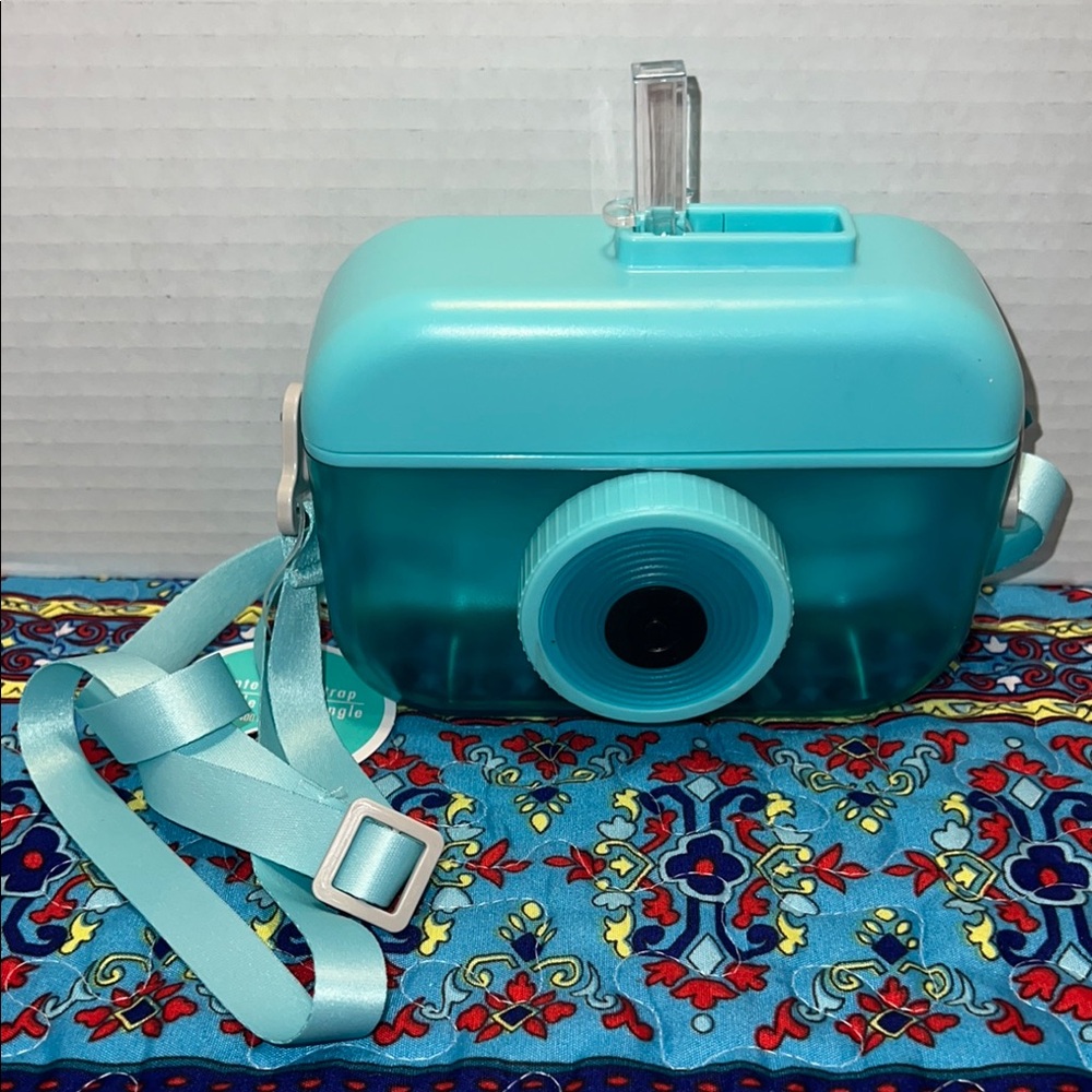 Blue Camera Shaped Plastic Canteen with Straw and Strap Drinkware (102)